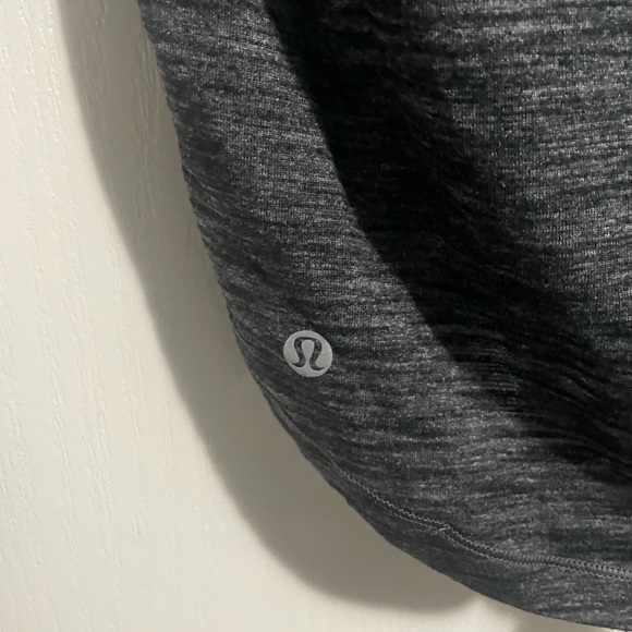 Lululemon Beat the Heat Long Sleeve - Picture 3 of 3